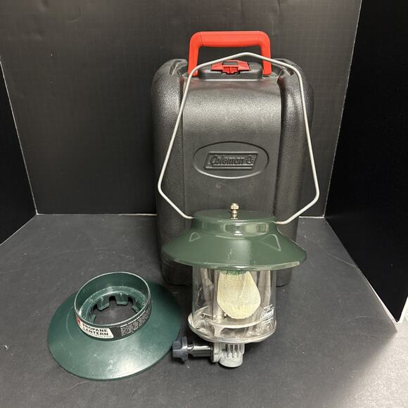 Coleman Propane Lantern One Mantle Lantern 5150 With Plastic Case Tested No Tank - Picture 1 of 10